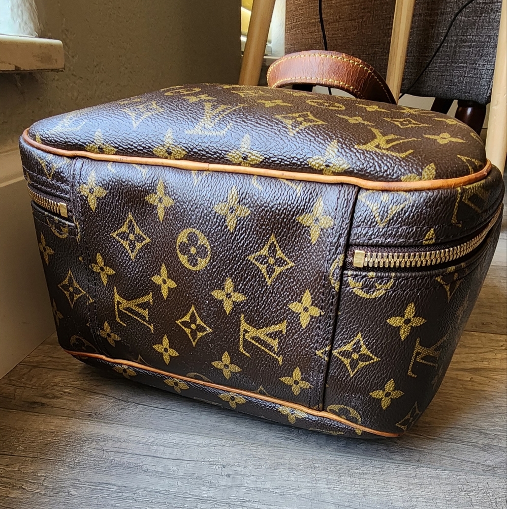 Louis Vuitton Excursion Handbag #travel #overnight  bag - Picture 7 of 16